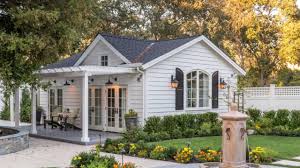 See more ideas about log cabin decor, cabin decor, log cabin. Charming Soothing Feel Luxury Cottage Home Beautiful Small Home Design Ideas Youtube