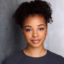 lindsey 🫧 (@lindseyblackwellofficial)