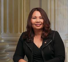 法案其後將交予參議院審議，再由美國總統特朗普簽署作實。 眾議院同時通過《保護香港法案》（protect hong kong act），禁止 （五）保障美國公民及企業利益. 2tq5hres8ieffm