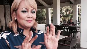 Riezman dan normaziah tidak bercadang dapatkan cahaya mata. Diva Eight Assalammualaikum Hello Sunday Divas Di
