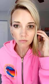 What color eyes should I get?