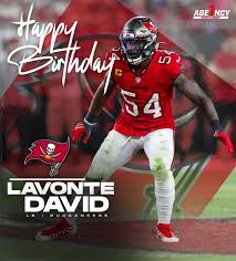 Wir wünschen unserem Kerl Lavonte David alles Gute zum Geburtstag! 🎉🎉🎉  #agency1family