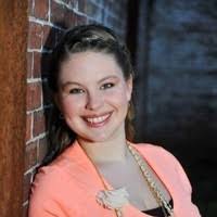 Courtney Croteau's Instagram, Twitter & Facebook