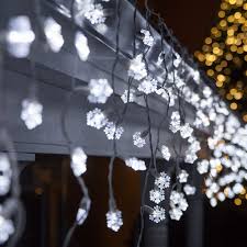Chan car light factory store. 70 Led Cool White Snowflake Icicle Lights 7 5 White Wire Led Snowflake Lights White Icicle Lights Snowflake Decorations Walmart Com Walmart Com