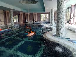 • restaurant & hotel president baile felix ( spot publicitar ). Hotel President Spa