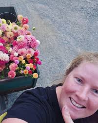 My 1st official Dahlia harvest for the season, and it's made for some  delicious retail bunches. After some flowers? We offer farm gate pick up.  Simply send me a DM to organise.