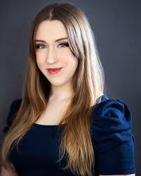 Kara Hancock's Instagram, Twitter & Facebook