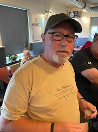 Dagens bolle-billard er Tolle-billard. Der vil være forekomst af kylling og  salat (i brød) Vi ses kl. 12.30