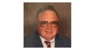 Wayne Dukes's Instagram, Twitter & Facebook