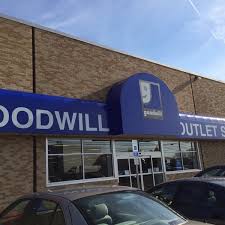 Hello, i'm looking to get into flipping liquidation pallets! Goodwill Outlet Store 4 Tips From 86 Visitors