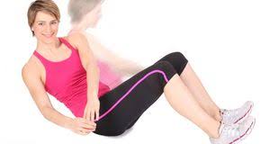 Wir zeigen dir, wie es auch anders geht. Bauchmuskeltraining Zu Hause Der Perfekte Couchsport Sat 1