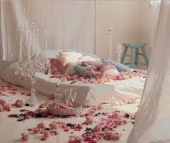 Beautiful Bedroom Decorating Ideas For Valentine S Day Valentine Bedroom Decor Valentines Bedroom Romantic Bedroom Decor