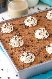 This Baileys Chocolate Mousse Brownie Cake Has A Dense Delicious Brownie Base With Smooth Baileys Chocolate Mousse In 2020 Brownie Cake Chocolate Mousse Baileys Cake