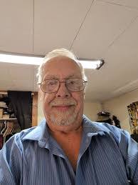 Frank Pack's Instagram, Twitter & Facebook