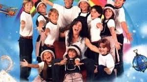As chiquititas se unem para limpar as palavras de ofensas pichadas nas paredes do orfanato. Chiquititas Wikivisually