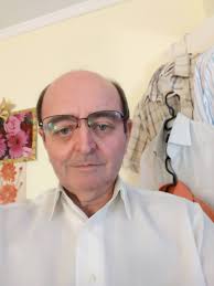 Tuturor militarilor care a-ți făcut armata la ,,REGIMENTUL 30 GARDĂ "  SARBATORI BINECUVÎNTATE și ,,HRISTOS A ÎNVIAT " Nu contează perioada și  anul ....Toți am mîncat armată pe pâine ,,CINSTE NOUĂ "!!!