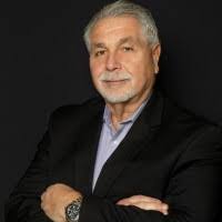 500+ perfis com “Mollicone”