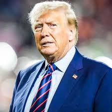 도널드 트럼프가 슈퍼볼에 참석한 최초의 미국 대통령이 될 것이다. 트럼프는 일요일에 세인츠 오너 게일 벤슨의 게스트로 뉴올리언스로 갈  것이다. gofos.co/412w5gy