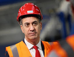 UK needs offshore wind at 'record breaking pace' to hit 2030 clean power  target