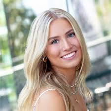 I am so grateful to have spent my summer with the Eastdil Secured team.  Over eight packed weeks, I built technical skills in real estate  underwriting and gained exposure to the San