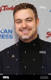 Andre Todd's Instagram, Twitter & Facebook