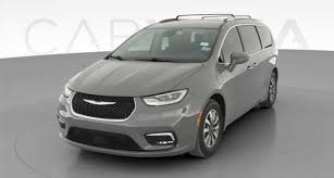 Image result for Ceramic Gray 2017 Chrysler