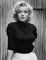 Joe dimaggio starb an lungenkrebs in seinem haus in hollywood, florida und ist auf dem holy cross cemetery in colma, kalifornien begraben. Das Marilyn Monroe Zitat Dass Dich Am Besten Beschreibt Basierend Auf Deinem Sternzeichen