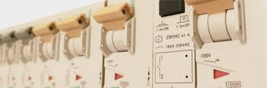 Das platzieren von sicherungen mit einer höheren nennleistung, als ein stromkreis bewältigen kann, ist in älteren häusern ein problem. Der Leitungsschutzschalter Sicherungen Im Haushalt Tipps Anleitung Vom Elektriker Elektroinstallation Diybook De