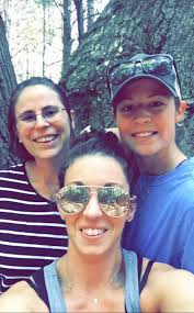 Supportive hosts and friends in times of need