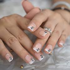 Ver más ideas sobre manicura, uñas decoradas, uñas cortas. Unas Cuadradas De Diseno Natural En Unas Cortas De Acrilico De Flores Cortas Amazon Com Mx Belleza
