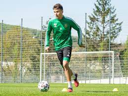 Dejan ljubicic statistics played in rapid wien. Remarkable Gesture Of Thanks From Dejan Ljubicic To Rapid Doctors Bundesliga World Today News