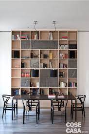 Un Trilocale In Cui Il Progetto Fa La Differenza Protagonisti Alcuni Scenografici Elementi D 39 A Design Scaffali Idee Per Decorare La Casa Design Di Mobili