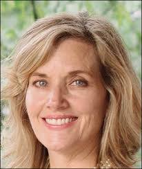 Sonya Roth's Instagram, Twitter & Facebook