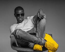 Dj zinhle made it in the men's world and she can relate struggles faced by women willing to do the same hence her book. Dj Zinhle Is Apparently Dating Murdah Bongz Of Black Motion Mgosi