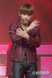 Pin On V Kim Taehyung
