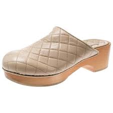 Chanel Beige Quilted Leather Cc Wooden Platform Clogs Size 38 For Sale At 1stdibs Chanel Clogs Chanel Clog