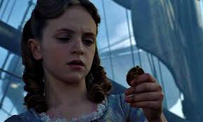 Check spelling or type a new query. Young Elizabeth Swann From Pirates Of The Caribbean Is Looking Very Different These Days
