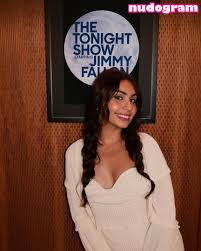 697145310  Alessia Cara  alessiacara  alessiasmusic Nude Leaks OnlyFans  Photo 147 - Nudogram v2.1