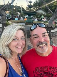 Former Marine seeks land for veterans' village of tiny homes