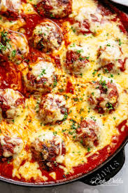 Budak cuti sekolah, aku pun taknak kalah bercuti juga tapi bercuti dekat rumah sahajalah. Cheesy Meatballs Cafe Delites