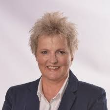 Karen Meiring's Instagram, Twitter & Facebook