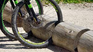 When we think of a mountain bike, we think of full suspension. The Best Mountain Bike Tires Of 2021 Gearjunkie