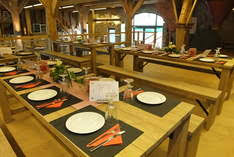 Scheunen hochzeit in einem alten sagewerk bei munchen. Hochzeit Scheune In Roth Locationguide24