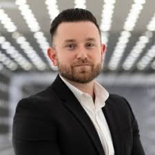 Big Chicken to Make New Jersey Debut at Bridgewater Commons Shopping Center 