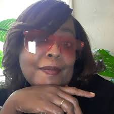 Denise Wright Tollinchi (@prettydw62) • Instagram photos and videos