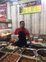Where was pm abdullah ahmad badawi when johor was submerged by floods? This Spot In Skudai Sells Nasi Royale That S Perfect For Your Cravings Johor Foodie