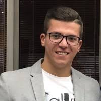 300+ perfiles de «Janeski»