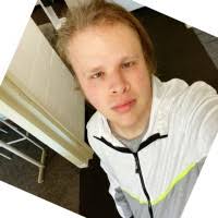 100+ profilů „Linseman“