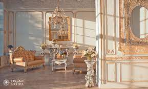 Variability, fancy a game of images in the interiors of this style is if you prefer, you can introduce an element of the baroque style in the interior, such as: Modern Baroque Interior Design French Baroque Interior