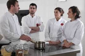 Fabrice ballé, corinne martine et pierre verdelet. L Atelier Des Chefs Page Https Www Atelierdeschefs Fr Fr Formation Cuisine Php